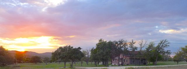 234 Mill Dam Rd, Comfort, TX 78013