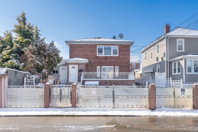 2752 Curtis Street, East Elmhurst, NY 11369