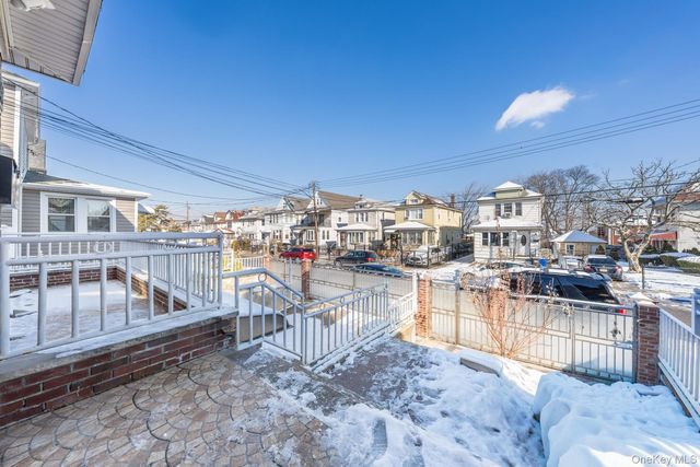 2752 Curtis Street, East Elmhurst, NY 11369