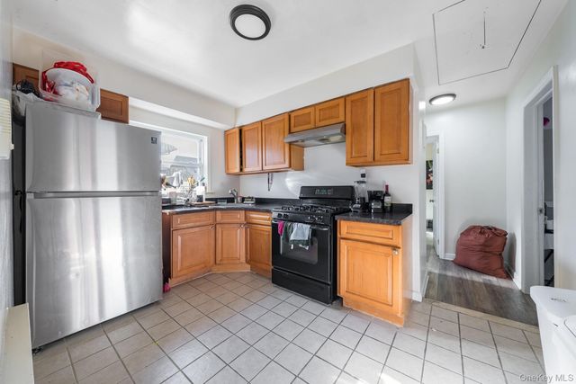 2752 Curtis Street, East Elmhurst, NY 11369