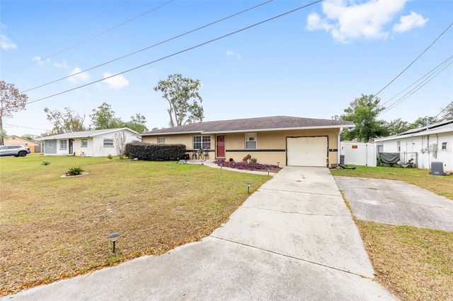 11848 SE 71ST AVENUE ROAD, Belleview, FL 34420