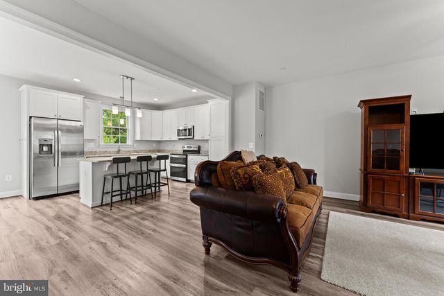 982 RYE DR, La Plata, MD 20646