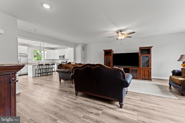 982 RYE DR, La Plata, MD 20646