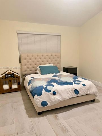 568 N University Dr 568, Plantation, FL 33324