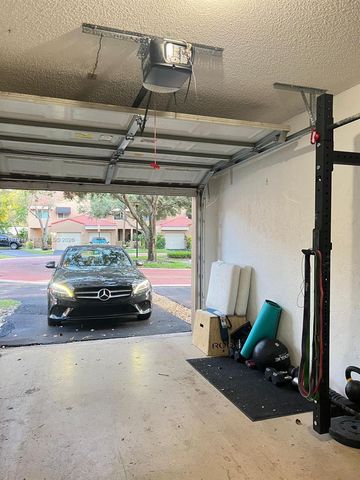 568 N University Dr 568, Plantation, FL 33324