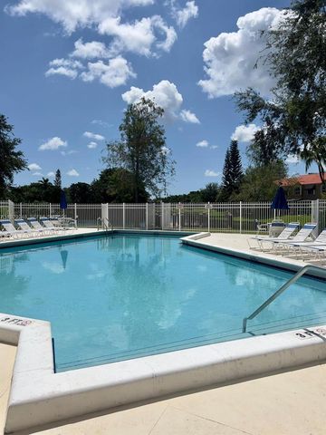 568 N University Dr 568, Plantation, FL 33324