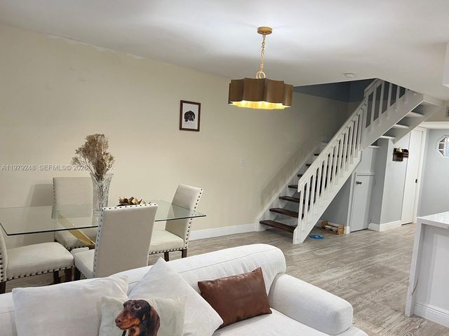 568 N University Dr 568, Plantation, FL 33324