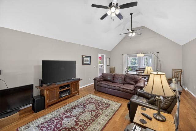 2704 New London Dr, Cookeville, TN 38506