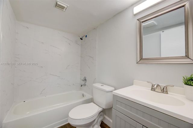 565 NW 97th Ave 565, Plantation, FL 33324