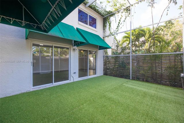 565 NW 97th Ave 565, Plantation, FL 33324