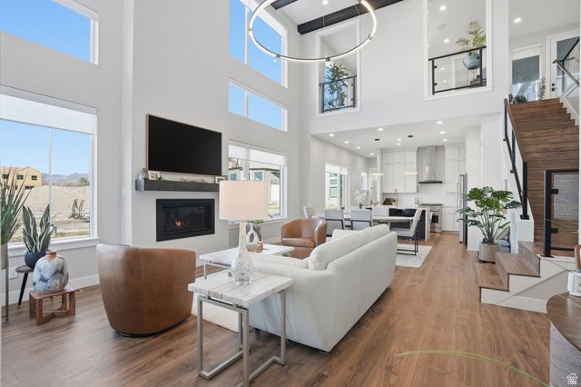 2011 E BEVERLY DR, Holladay, UT 84117