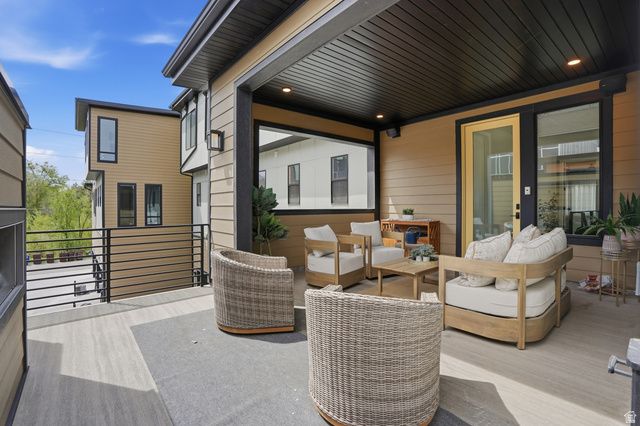 2011 E BEVERLY DR, Holladay, UT 84117