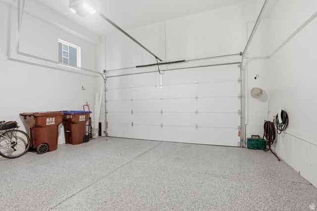 2011 E BEVERLY DR, Holladay, UT 84117