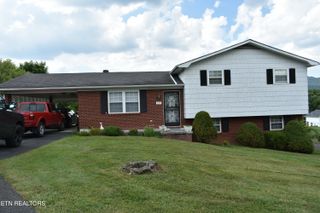 222 Lincoln Drive, Harrogate, TN 37752
