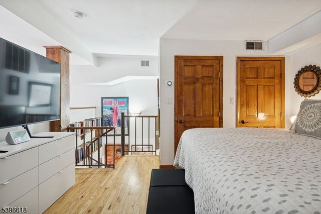 54 Mcwhorter St 108, Newark City, NJ 07105