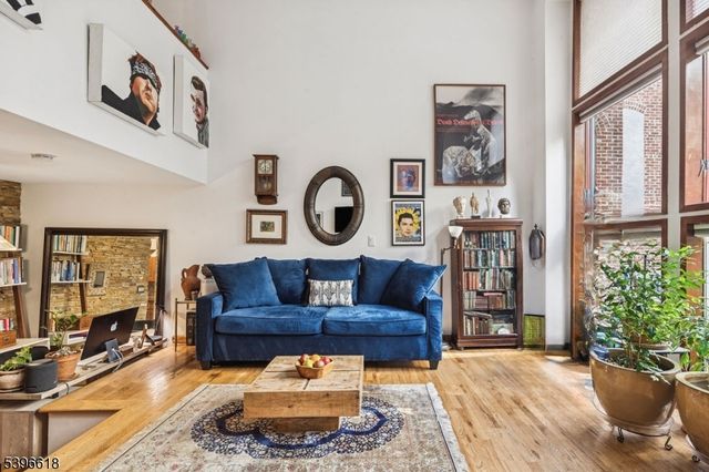 54 Mcwhorter St 108, Newark City, NJ 07105