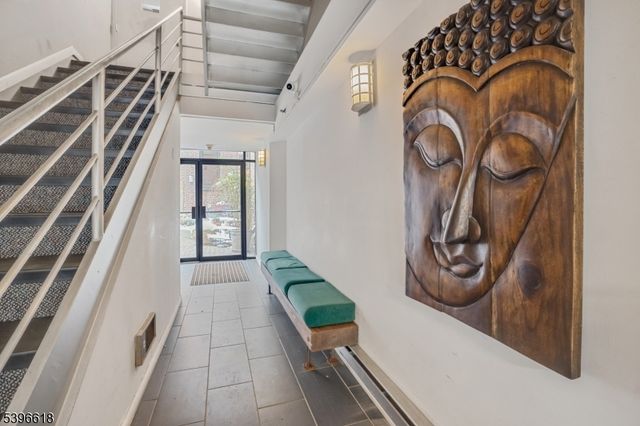 54 Mcwhorter St 108, Newark City, NJ 07105