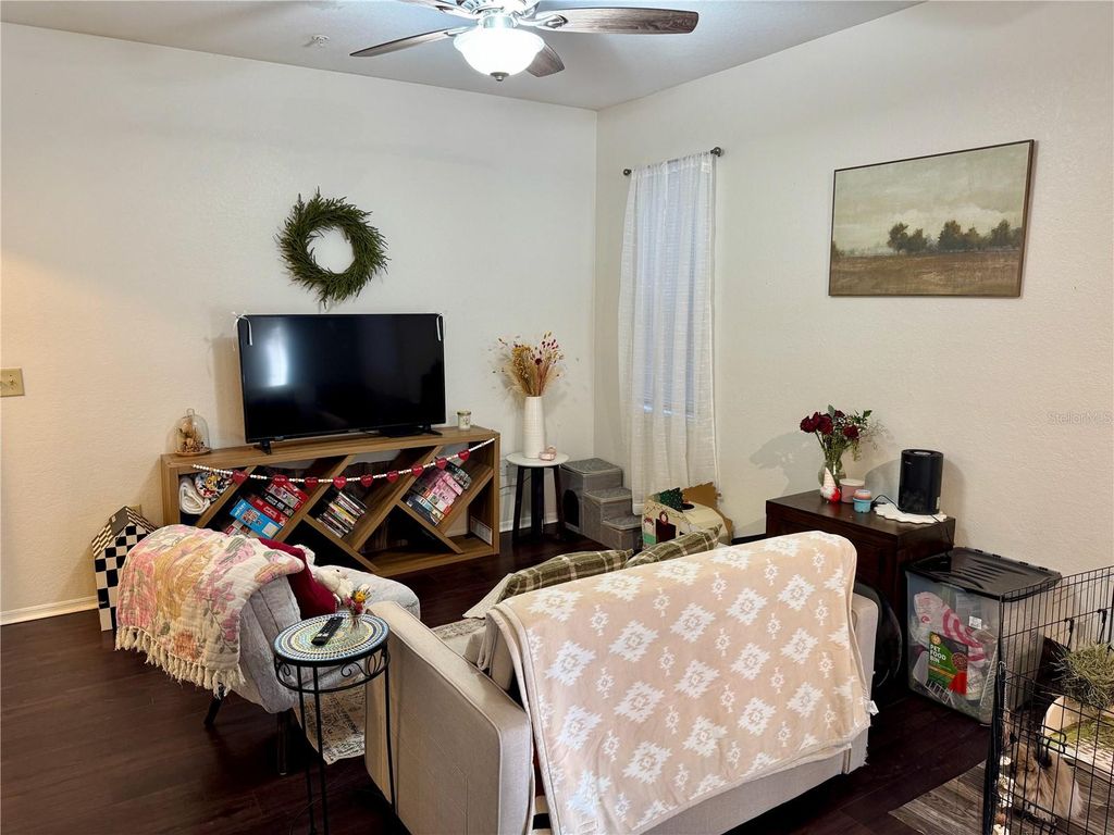 Image 5 of property listing at 102 VISTA VERDI CIRCLE 124, Lake Mary, FL 32746