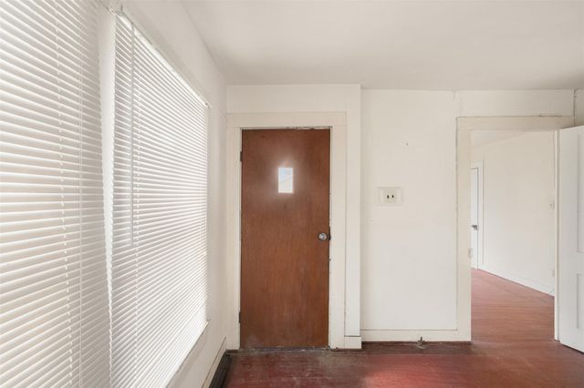 603 N Mechanic Street, Weimar, TX 78962