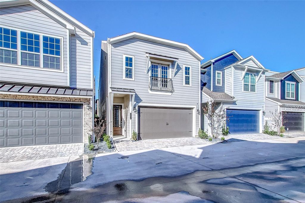 11014 Crescent Light Way, Houston, TX 77043