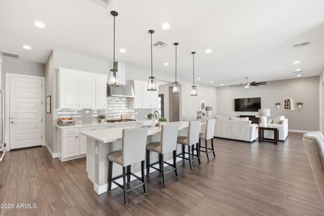 19532 S 210TH Place, Queen Creek, AZ 85142