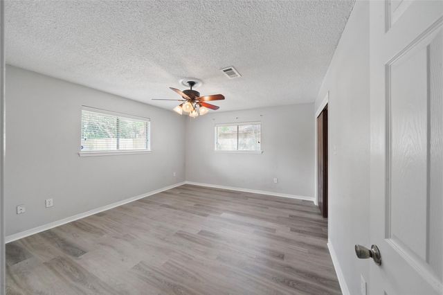 592 Florida Park, Conroe, TX 77302