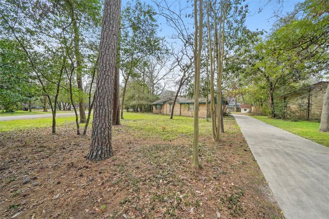 592 Florida Park, Conroe, TX 77302