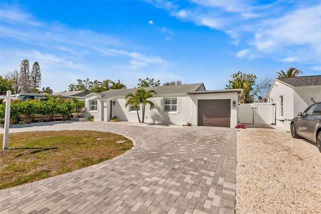 14024 N BAYSHORE DRIVE, Madeira Beach, FL 33708