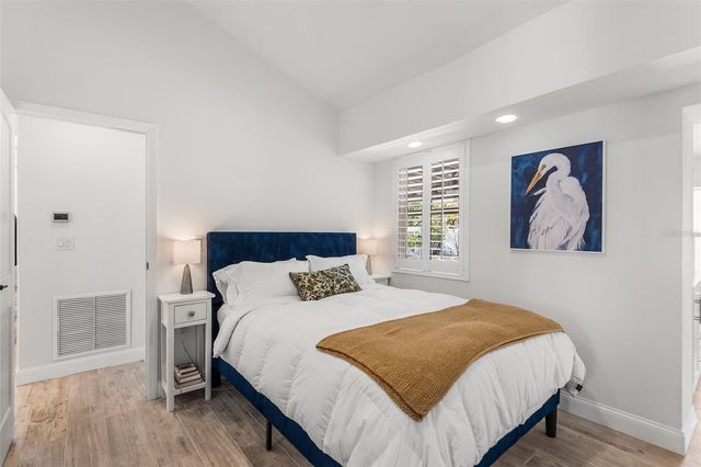 14024 N BAYSHORE DRIVE, Madeira Beach, FL 33708