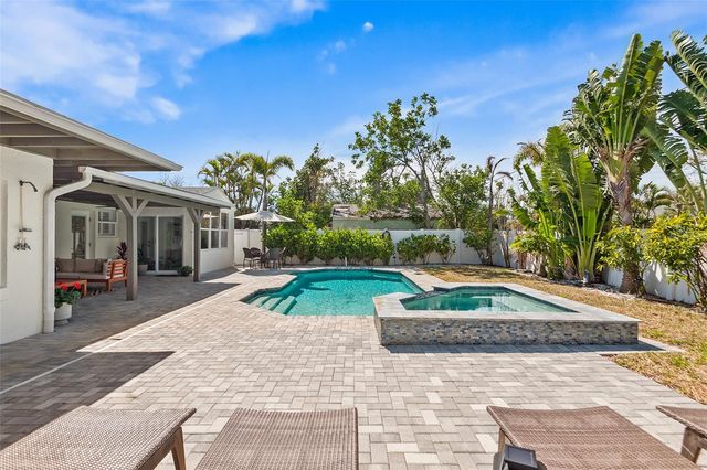 14024 N BAYSHORE DRIVE, Madeira Beach, FL 33708