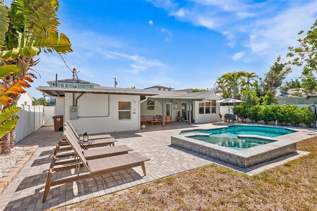 14024 N BAYSHORE DRIVE, Madeira Beach, FL 33708