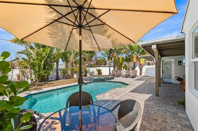 14024 N BAYSHORE DRIVE, Madeira Beach, FL 33708