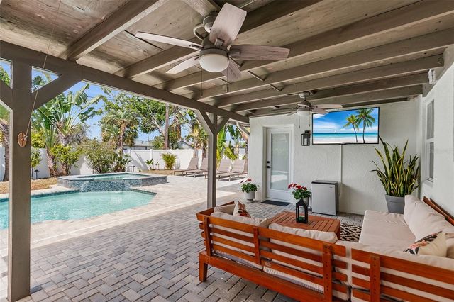 14024 N BAYSHORE DRIVE, Madeira Beach, FL 33708