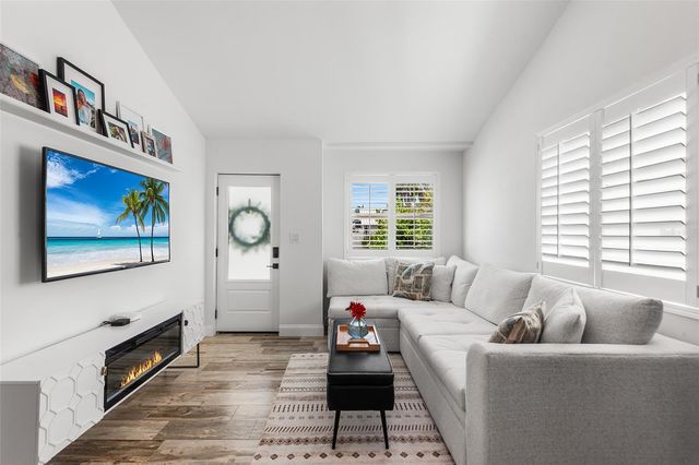 14024 N BAYSHORE DRIVE, Madeira Beach, FL 33708