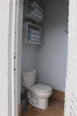 16272 SW 42nd Terrace, Miami, FL 33185