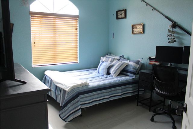 16272 SW 42nd Terrace, Miami, FL 33185