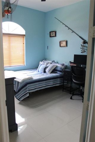 16272 SW 42nd Terrace, Miami, FL 33185