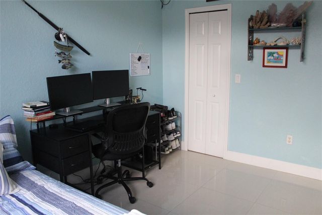 16272 SW 42nd Terrace, Miami, FL 33185