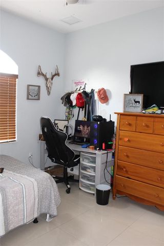 16272 SW 42nd Terrace, Miami, FL 33185