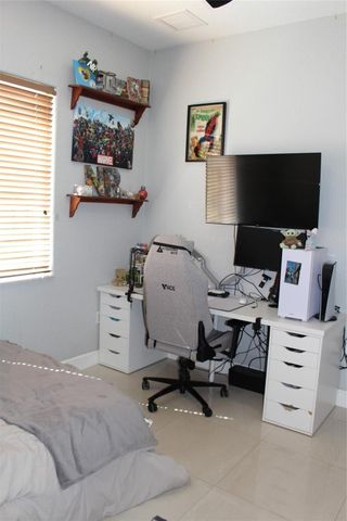 16272 SW 42nd Terrace, Miami, FL 33185