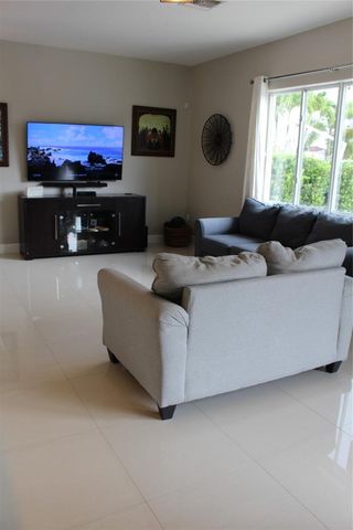 16272 SW 42nd Terrace, Miami, FL 33185