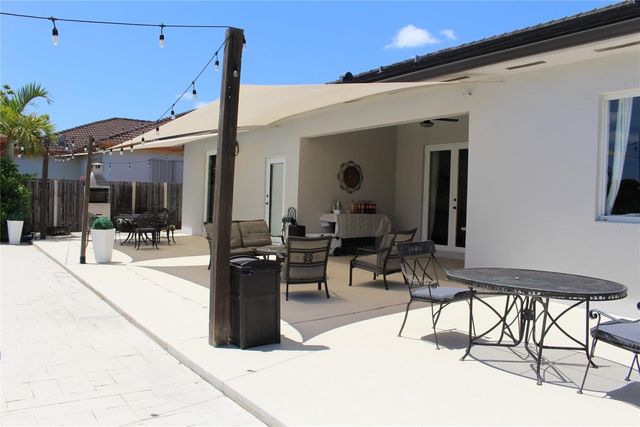 16272 SW 42nd Terrace, Miami, FL 33185