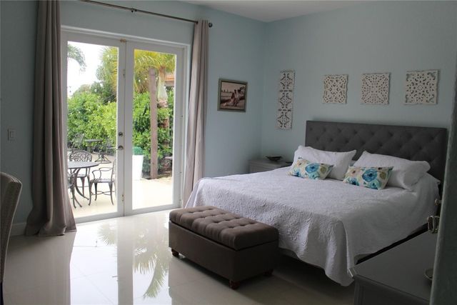 16272 SW 42nd Terrace, Miami, FL 33185