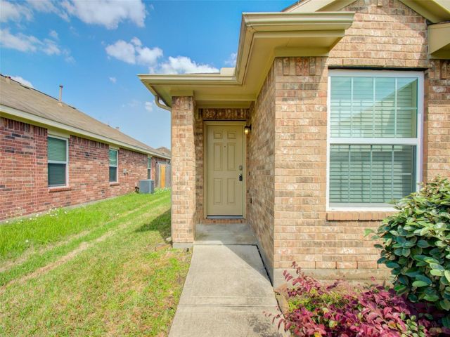 11823 Green Colling Park Drive, Houston, TX 77047