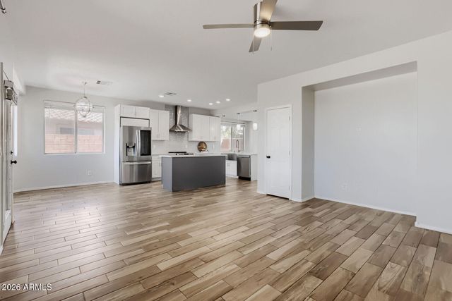 10932 W GRANADA Road, Avondale, AZ 85392