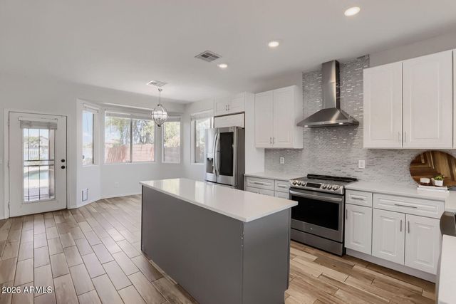 10932 W GRANADA Road, Avondale, AZ 85392