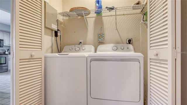 7320 GOLF POINTE CIRCLE, Sarasota, FL 34243