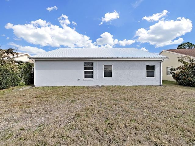 4305 NORTHAMPTON DRIVE, New Port Richey, FL 34653