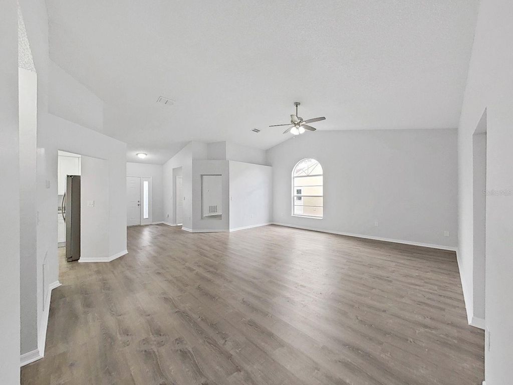 Image 12 of property listing at 4305 NORTHAMPTON DRIVE, New Port Richey, FL 34653