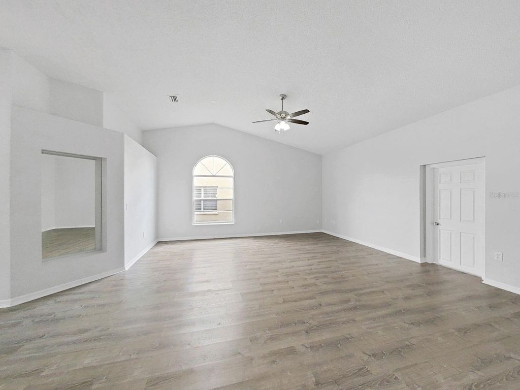 Image 13 of property listing at 4305 NORTHAMPTON DRIVE, New Port Richey, FL 34653